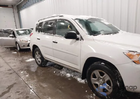 2012 Toyota Rav4 из США, поврежденный, VIN 2T3BF4DV4CW217278